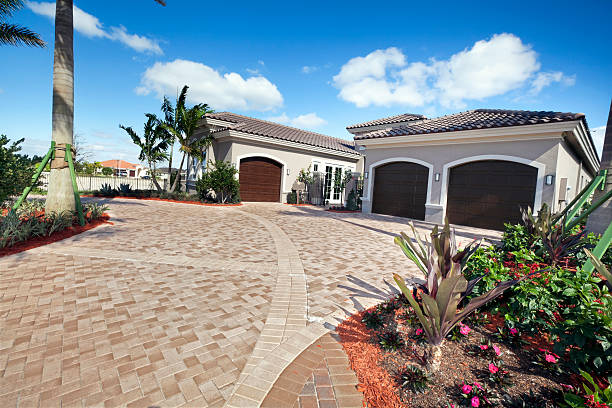 Best Residential Driveway Paver Services  in Minneapolis, KS